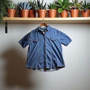 Women’s Casual Blue Denim Button-Up Blouse Size Large